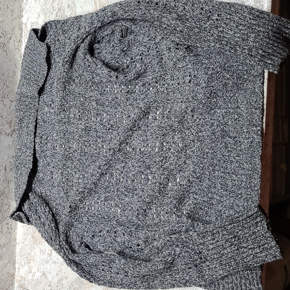 Womens sweater - Picture 3 of 3